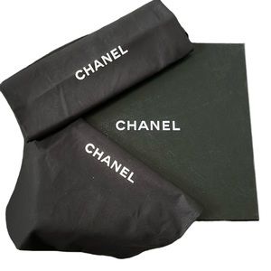 Chanel gift box dust bags tissue storage shoe accessories bag decor storage auth